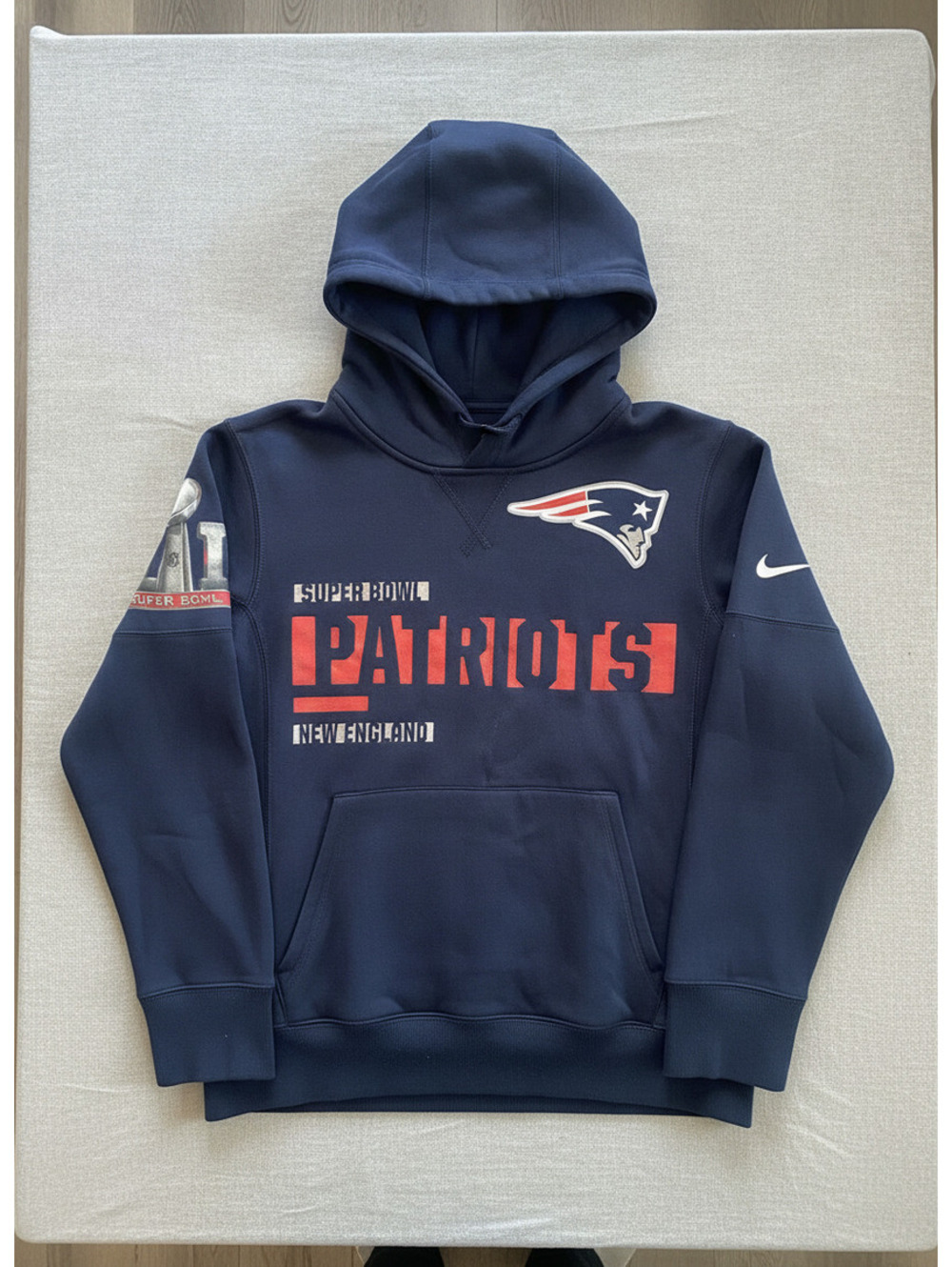 Nike NFL New England Patriots Super Bowl LII Therma-Fit Hoodie Small